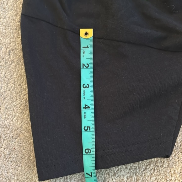 Vintage Avril Lavigne Band Shirt Greatest Hits Tour Tee Medium Rock Tee - Picture 12 of 15